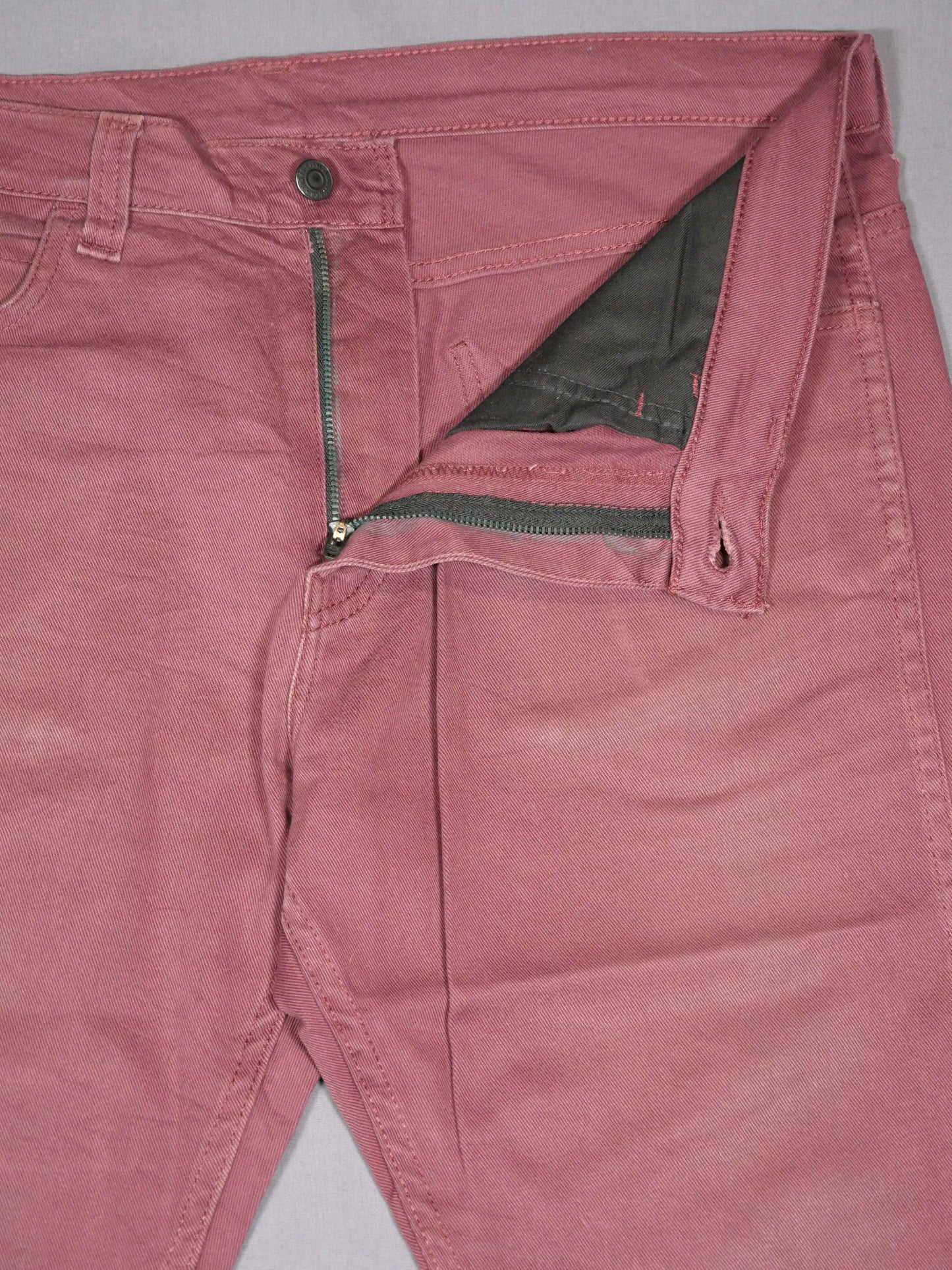 Levis 513 rot - 36X30