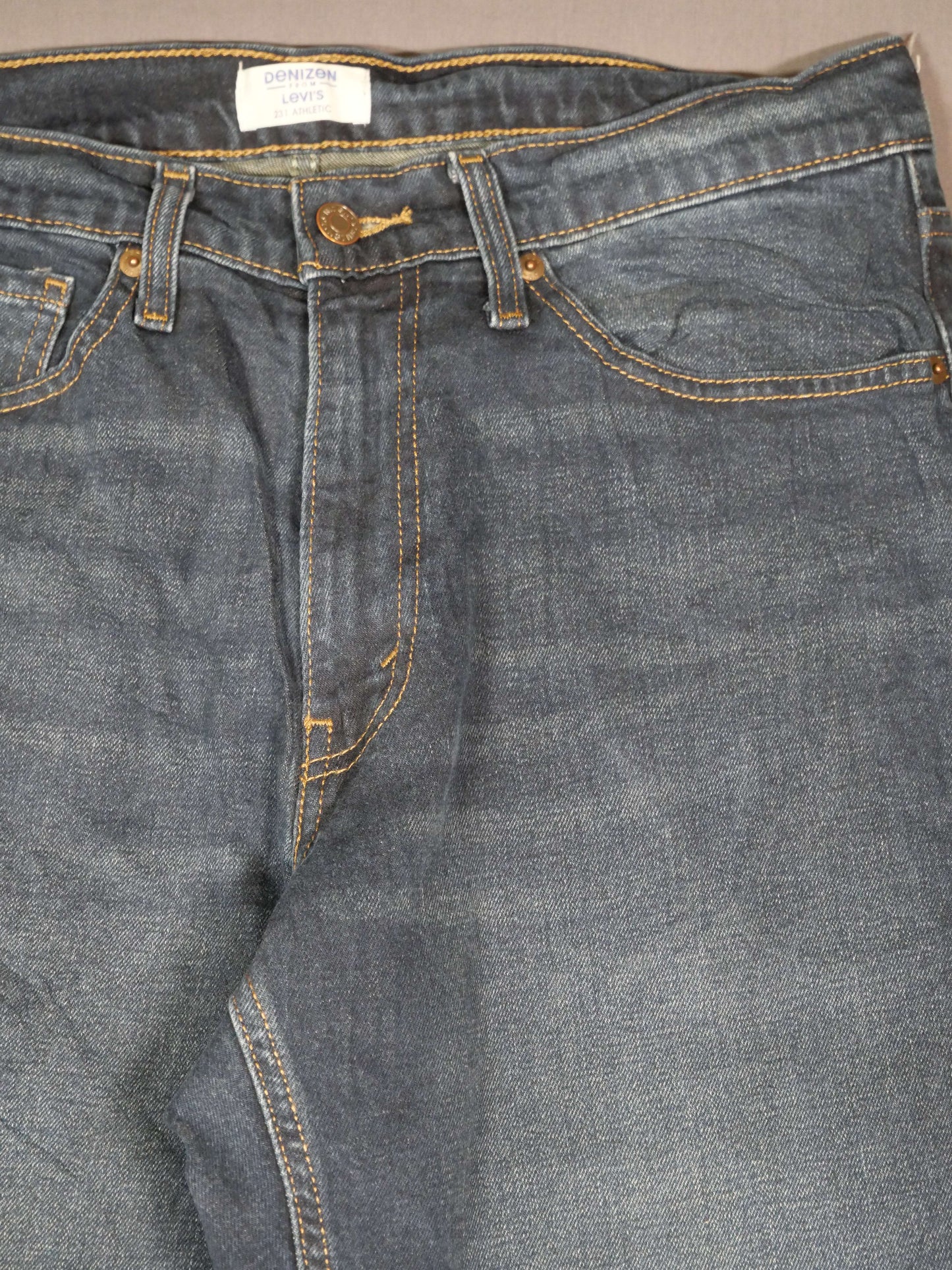 Levis Jeans - 34X34