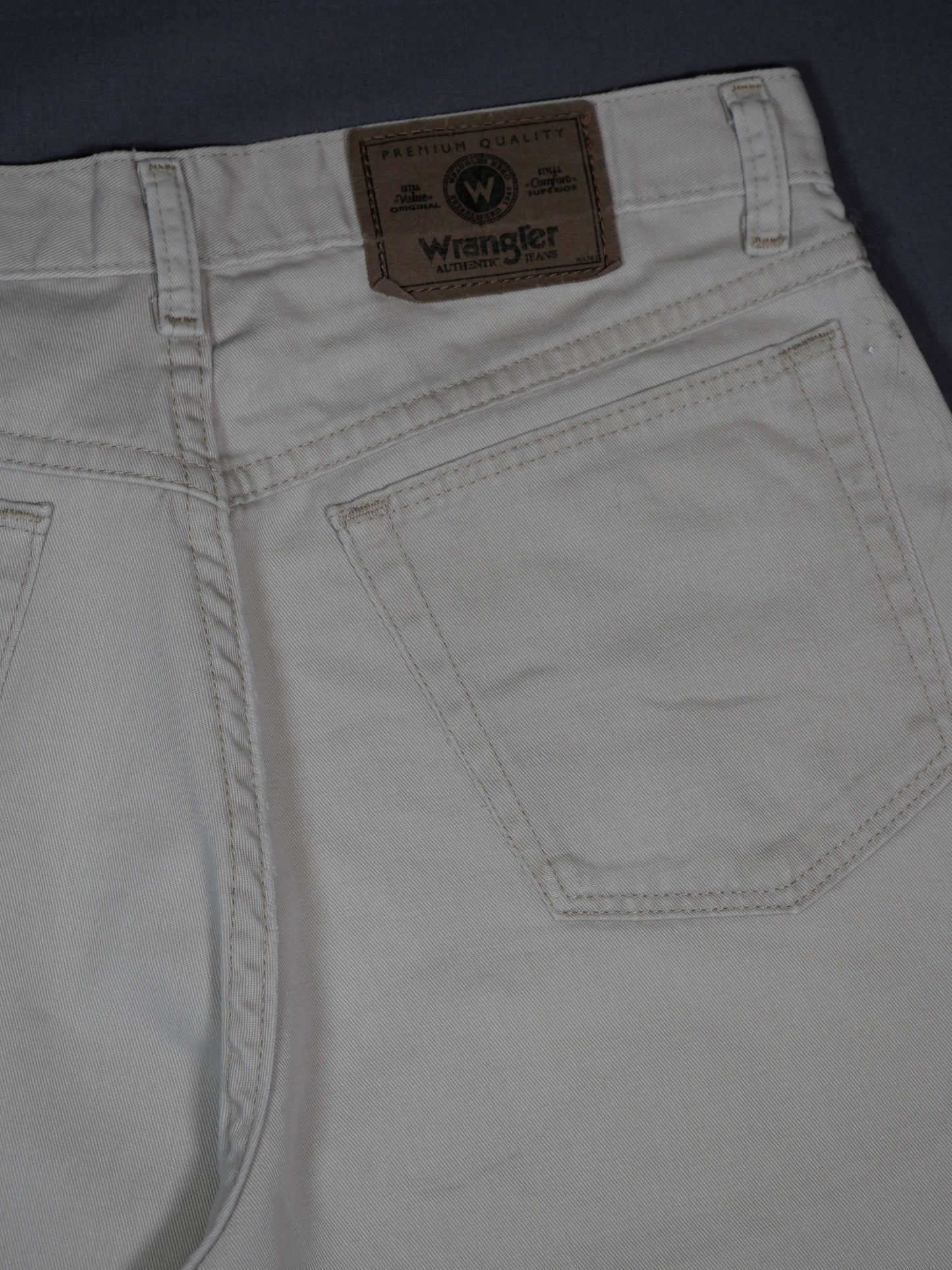 Wrangler Stoff Shorts beige - 30